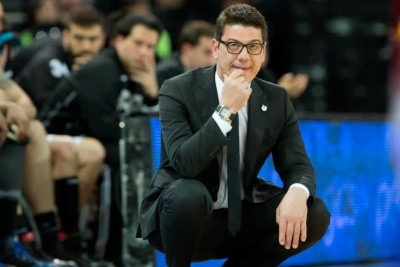 Κατσικάρης: «Καλό φάρμακο για Ολυμπιακό»