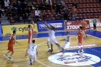 ΚΑΟΔ: Φωτογραφία... απόδειξη για το καλάθι του Τσαλδάρη (photo)