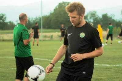 Σαρακατσάνος: «Στόχος η παραμονή»