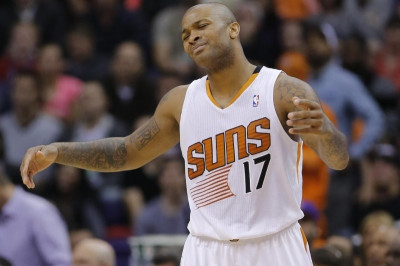 Φίνιξ Σανς: Τραυματισμός του Τάκερ