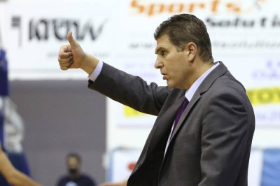 Σκαραφίγκας: «Κομβικό παιχνίδι»