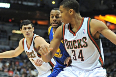 ΝΒΑ: Στον πάγκο ο Αντετοκούμπο