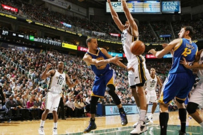 Γκόλντεν Στέιτ Ουόριορς: «44άρι» για Κάρι στο Σολτ Λέικ Σίτι (video)