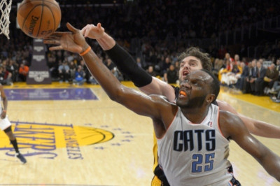 Σάρλοτ Μπόμπκατς: «Δολοφόνος» Τζέφερσον με Λέικερς (video)