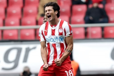 Ολυμπιακός: Η πρώτη «ερυθρόλευκη» εμφάνιση του Βαλντέζ! (photos)