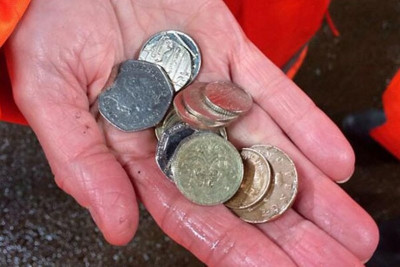 Άρσεναλ: Αυτοί πέταξαν κέρματα στον Γουόλκοτ! (photos+video)