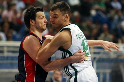 Αποσύρθηκε ο Ζορόσκι (photos)