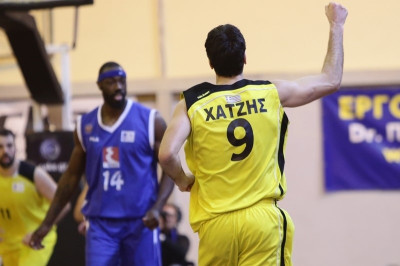 Ηλυσιακός: Τιμήθηκε ο Χατζής (video)