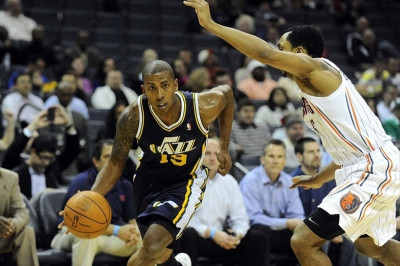 Αποσύρθηκε ο Ράτζα Μπελ