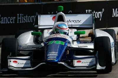 Γυναίκα οδηγός στη Φόρμουλα 1! (photos)