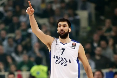 Βασιλειάδης στο Onsports: «Θέλουμε Ολυμπιακό, αλλά νικά ο Παναθηναϊκός!» (photos+videos)