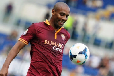 Ρόμα: Εκτός ο Μαϊκόν