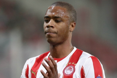 Ολυμπιακός: Ενοχλήσεις για Πελέ