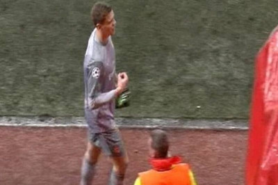 Άρσεναλ: Τα… πήρε ο Σέζνι (video)