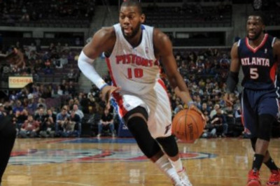 Ντιτρόιτ Πίστονς: Αναποδογύρισαν τους Χοκς (videos)