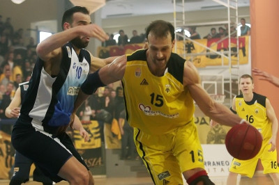 ΑΕΚ: Στον πόντο την Καβάλα, τιμήθηκε ο Παυλής (photos)