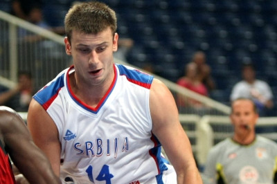 Στη Μέγκα Βιζούρα ο Βελίτσκοβιτς