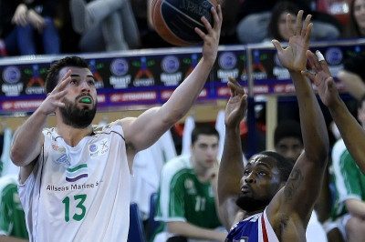 Ζάρας: «Όσο πιο γρήγορα την παραμονή»