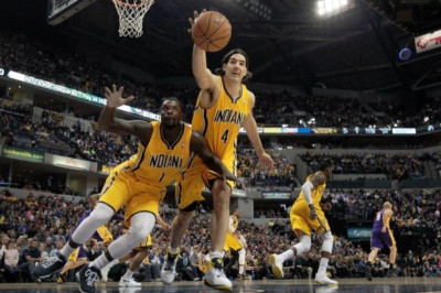 Ιντιάνα Πέισερς: Συνέτριψαν τους Λέικερς (videos)