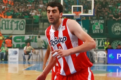 Ολυμπιακός: «Κλείνει» Σερμαντίνι