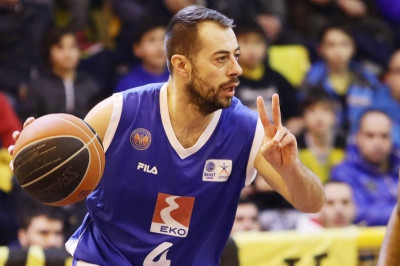 Πανελευσινιακός: Ξανά νοκ άουτ ο Νίκου