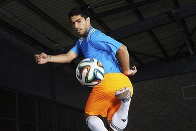 Λίβερπουλ: Πλεκτά παπούτσια με Γιουνάιτεντ ο Σουάρες! (photos)