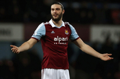 Άντι Κάρολ: Ορισμός του... αντι - σέξι η γυναίκα του! (photo)