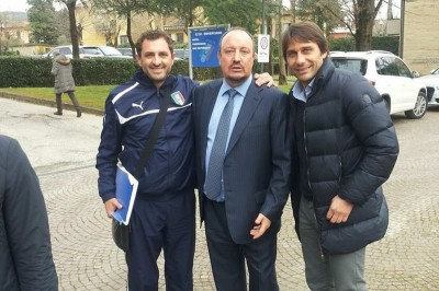 Παρέα με Μπενίτεθ και Κόντε