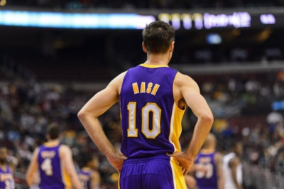 Λος Άντζελες Λέικερς: Εκτός 2013-14 οι Κόμπι και Νας