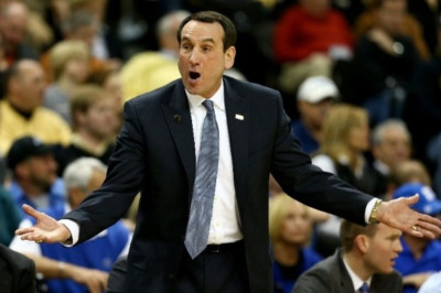 NCAA: Σοκ για Ντιουκ, ζαλίστηκε ο Σιζέφσκι (videos)