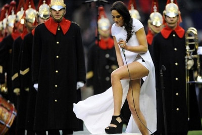 Αγγλία - Ουαλία: Οι γυναίκες που ανεβάζουν το ηθικό των παικτών του ράγκμπι (photos)