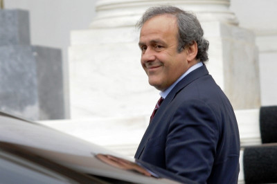 Πλατινί: «Να επιστρέψετε δυνατοί στις ευρωπαϊκές διοργανώσεις»