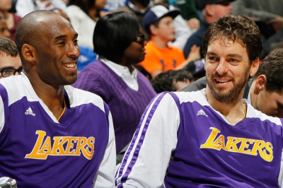 Λος Άντζελες Λέικερς: Στήριξη Γκασόλ από Κόμπι