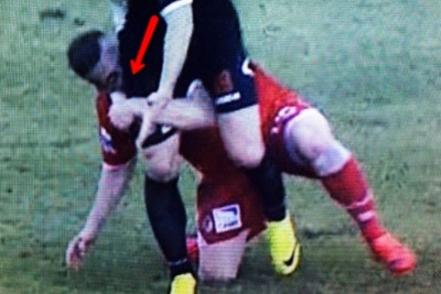 Ιταλία: Παίκτης την... είδε Σουάρες και δάγκωσε αντίπαλο! (video)