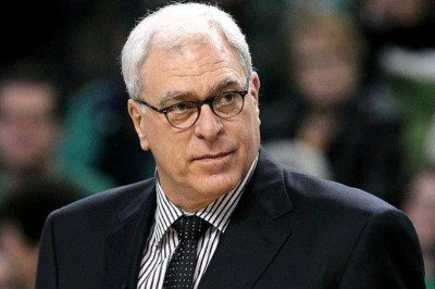 Νιου Γιορκ Νικς: Συμφωνία με Τζάκσον