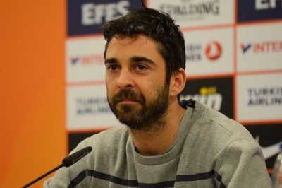 Ναβάρο: «Προέχει ο Ολυμπιακός»