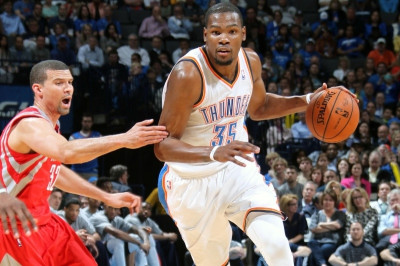 Κέβιν Ντουράντ: «Κορυφαίοι οι Κόμπι και Τζόρνταν»