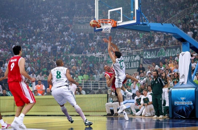 Παναθηναϊκός: Τα μεγάλα μπλοκ του Διαμαντίδη, ο Άκερ και ο… Ζουρπένκο (photos+videos)