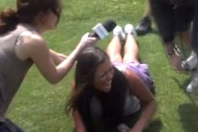 Γκολφ: Μοντέλο μηνύει Playboy και παρουσιαστή για χτύπημα στα οπίσθια! (photos+video)