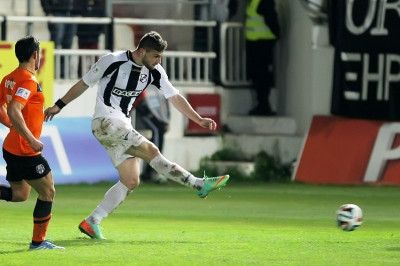 ΟΦΗ: Η... επιστροφή του Παπάζογλου