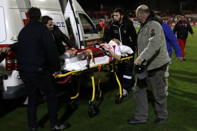 Ολυμπιακός Βόλου: Στο νοσοκομείο ο Καρράς (photos)