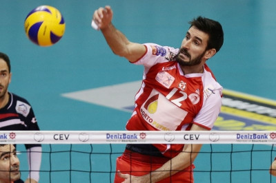 Ολυμπιακός: Χάνει τη σεζόν ο Σμαραγδής