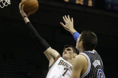 Μιλγουόκι Μπακς: Κυκλικά ρεπό για Ιλιασόβα