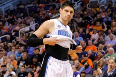 Φίνιξ Σανς: Με τα… νεύρα του Βούτσεβιτς (videos)