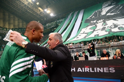 Ομπράντοβιτς: Aγκαλιές με Αλβέρτη και Μπατίστ (photos)