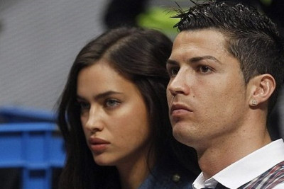Ρεάλ Μαδρίτης: Κοιτάει την Ιρίνα και... λιώνει ο Ρονάλντο (photos+videos)