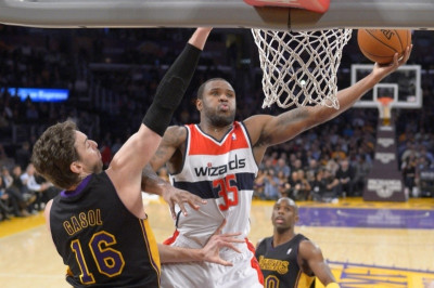 Ουάσινγκτον Ουίζαρντς: Ξεκόλλησαν και… πλακώθηκαν στο Λος Άντζελες (videos)