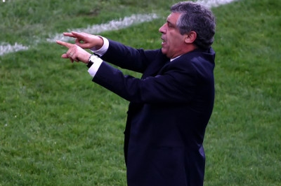 Σάντος: «Όλα μπορούν να συμβούν στο Μουντιάλ»