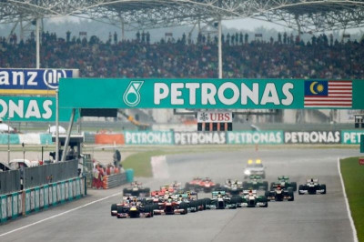 Formula 1: Τιμούν τα θύματα του αεροπορικού ατυχήματος της Μαλαισίας