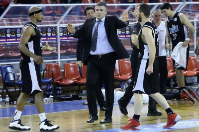 Βετούλας: «Καλύτερα εκτός έδρας»